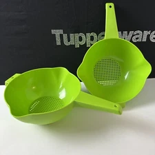 Tupperware Colander 2qt Double Pouring Spouts Green Hole Hook Hanging 2qt Set !