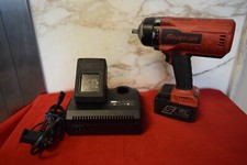 Snap-On 1/2 battery powered Impact with 2 batteries and charger CT9080