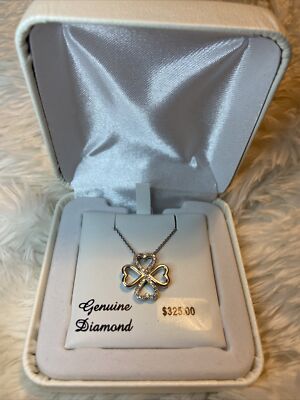 Sterling Silber 1/7 Karat T.W. Diamant Kleeblatt Anhänger Halskette