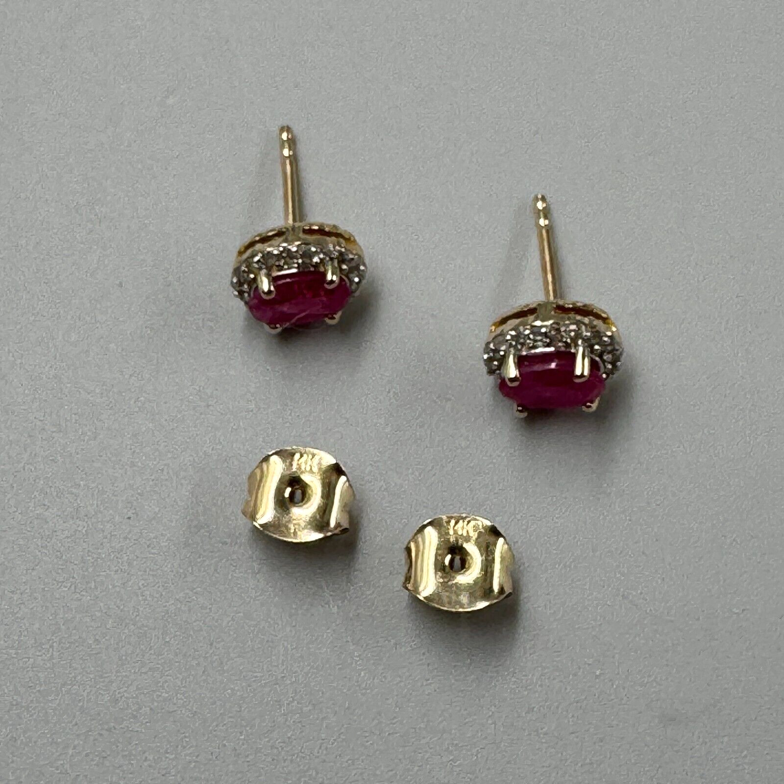 14K Solid Yellow Gold Oval Ruby & Diamond Halo St… - image 3