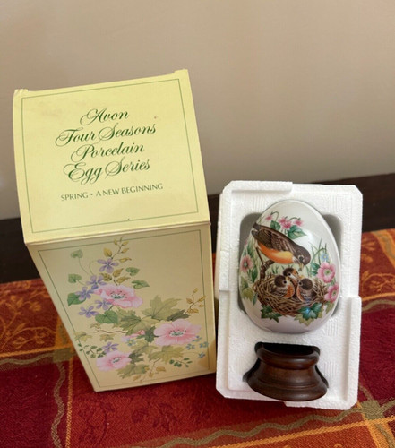 Vintage Avon Four Seasons Porcelain Egg Series Spring NOS NIB