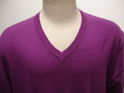 Men's L Claiborne 100% Ultra Fine Merino Wool Purple V-Neck