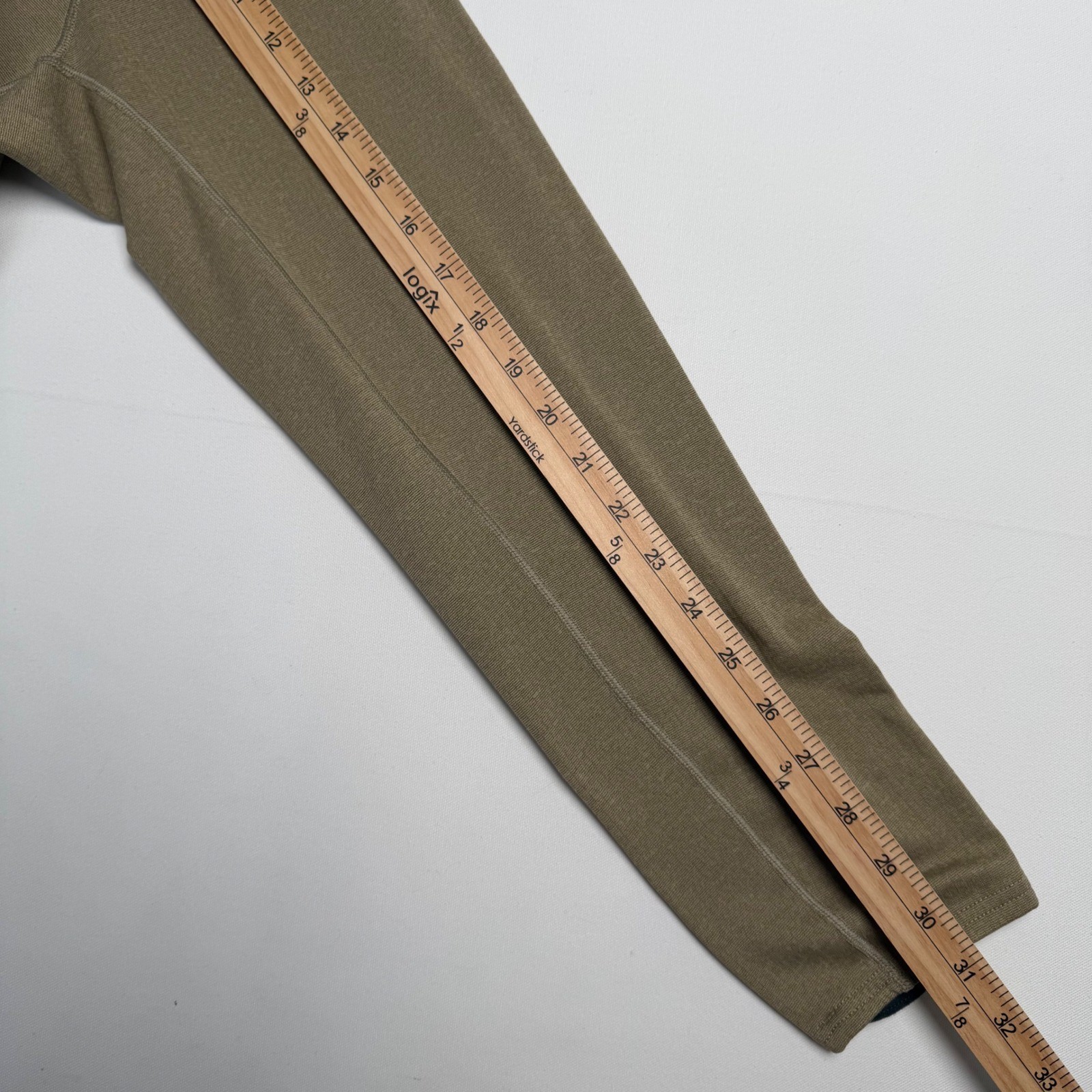 Patagonia Capilene Large Tan Midweight Zipper Fleece Base Layer Outdoor Tech thumbnail 8