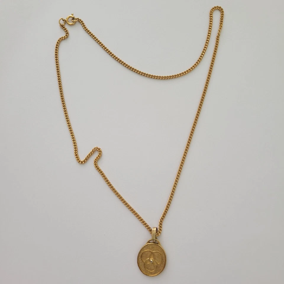 Collar R. Coleman Oro 14K Sobre Peltre - Medallón Familiar 18" Foto 4 de 4