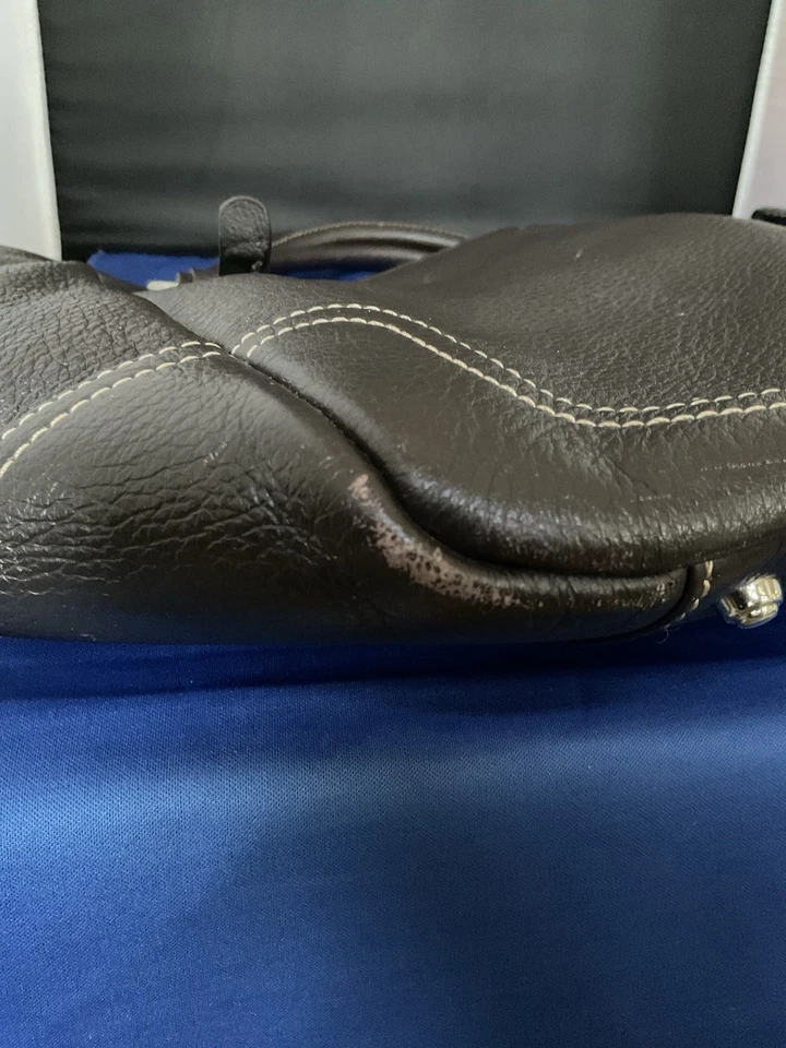 Bolso de mano Barney’s New York puede ser de cuero tal vez no. Estilo disquete. Marrón oscuro Foto 2 de 4