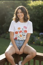 Womens S White Floral Flower Graphic Print Crew Neck Short Sleeve T-Shirt