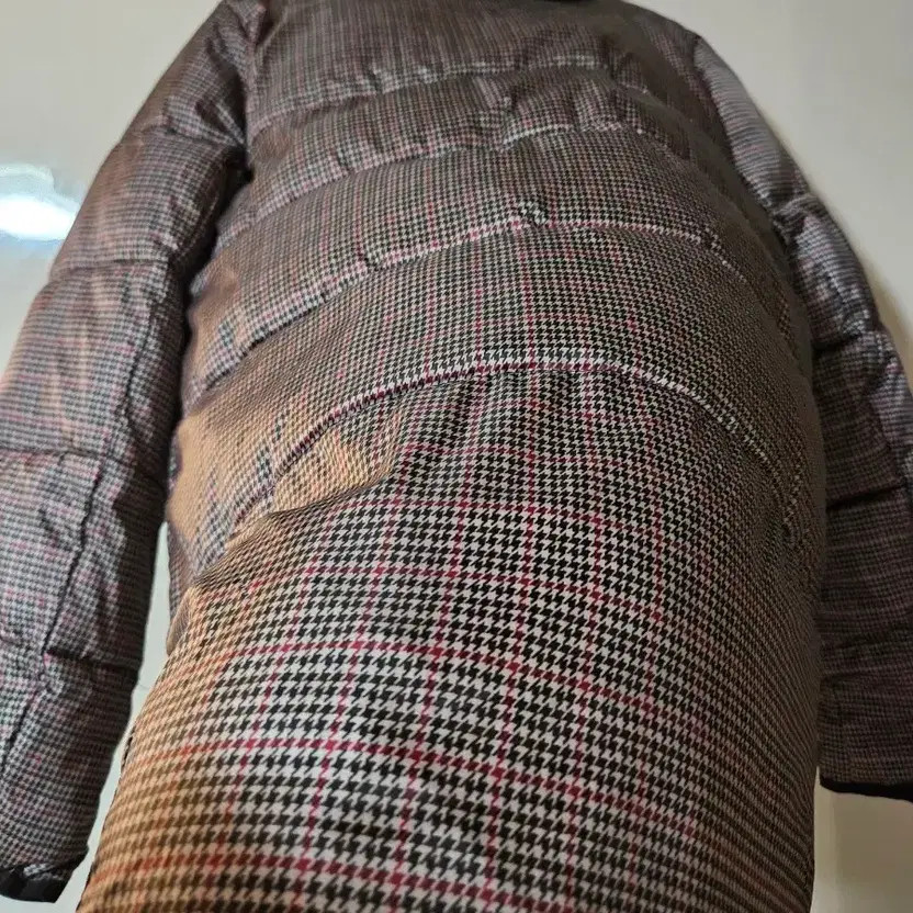 Unworn Checked Pattern Padded Jacket - image 8