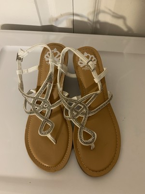 Fergalicious by Fergie:  Charisma   Sandal Women s 8M