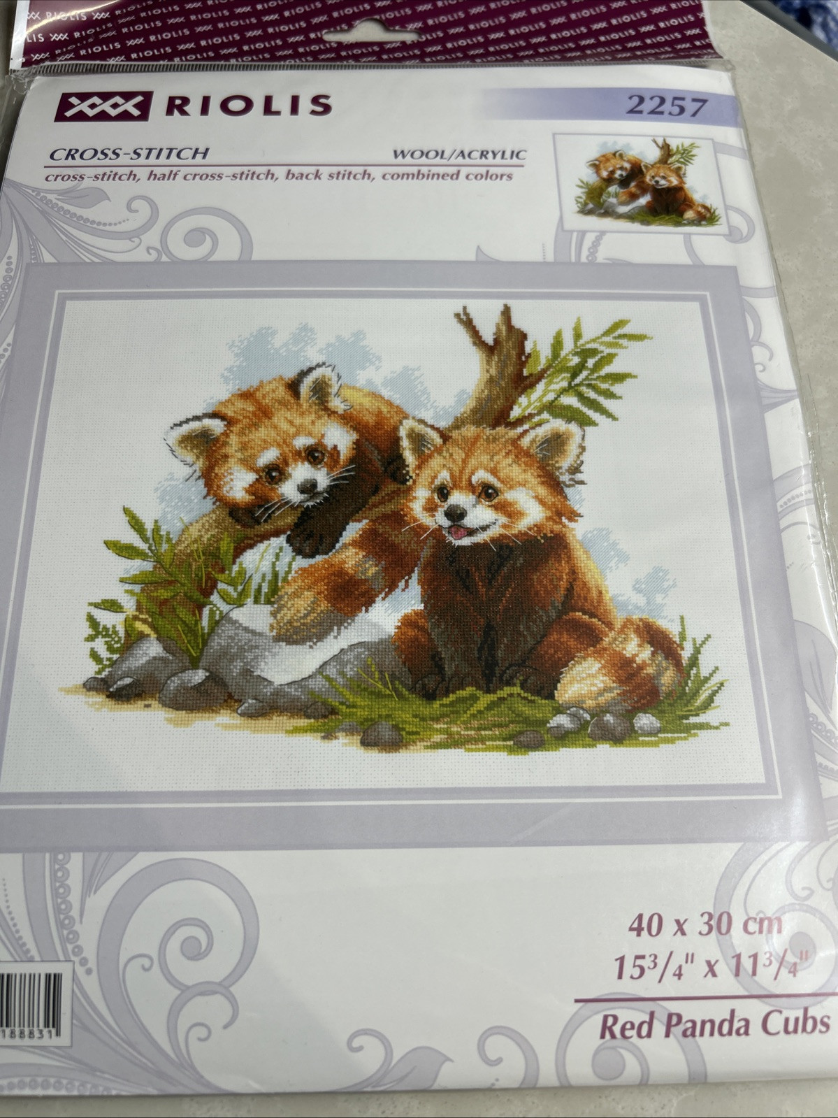 Riolis Cross Stitch Kit R2257 “Red Panda Cubs  ”