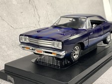 ERTL Apprentice 1:18 1969 Plymouth Road Runner Hemi Muskelwagen Automodell