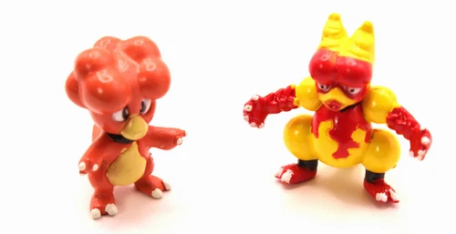 Magmar + Magby Vintage 1999 Nintendo Tomy Pokémon CGTSJ figure r7