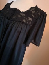 VTG ADONNA BLACK NYLON 2 PC PJ SET SZ MED SHORT SLEEVE LACE TRIM USA EXC COND