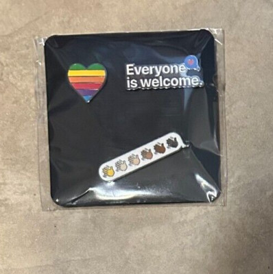 Apple 2026 マグネット　ピンバッジ 2024 APPLE STORE Set MAGNET PINS EVERYONE IS WELCOME NEW Sealed