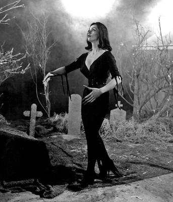 Plan 9 from Outer Space Vampira 14 x 11'' Photo Print