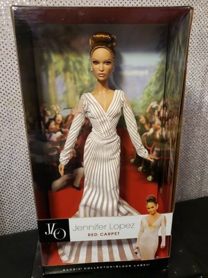 muñeca de jennifer lopez