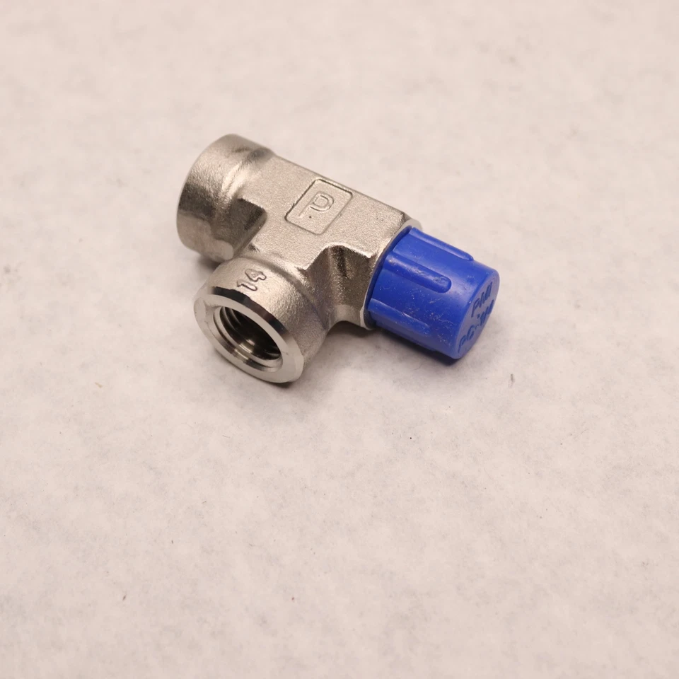 Parker Street Tee Pipe Fitting Stainless Steel 1/4" x 1/4" NPT 4-4-4 ST-SS - Image 4 of 4