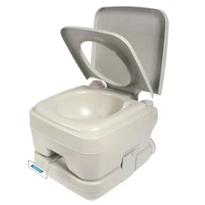 Camco Portable Toilet 2.6 Gallon #41531