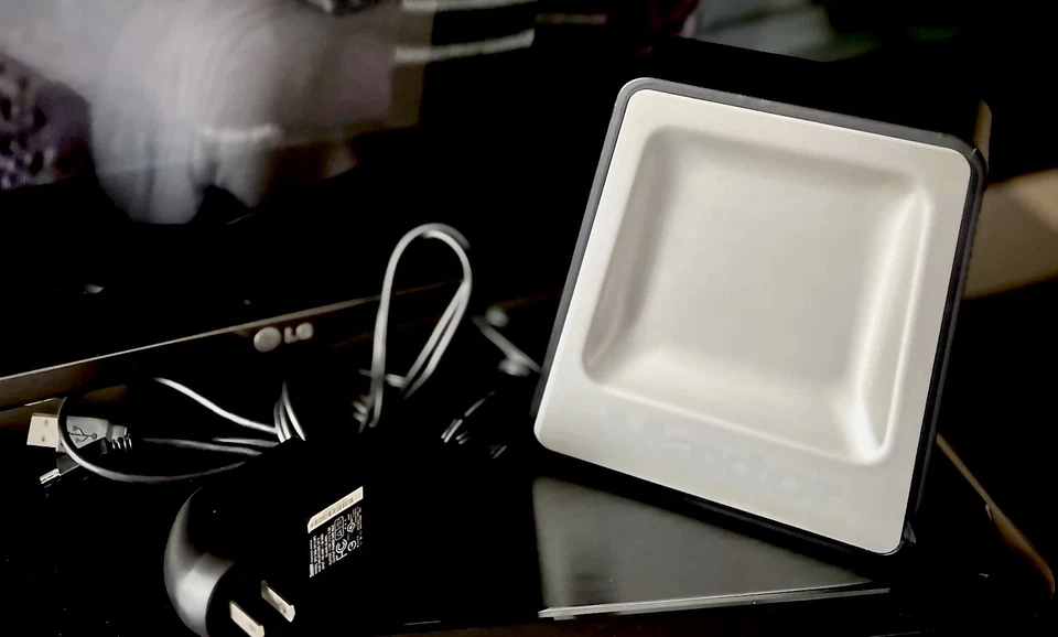 Maxtor OneTouch 4 500GB Portable External Hard Drive Backup FireWire & USB Ports - Image 2 of 4