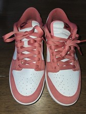 Womens Nike Dunk Low "Valentines Day"