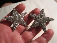 2 LARGE SILVER SPARKLING CRYSTAL STAR BROOCH PINS 2 1/2" X 2 1/4 -OFC-Z