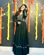 GOWN SALWAR KAMEEZ PAKISTANI INDIAN WEDDING PARTY WEAR DRESS BOLLYWOOD SUIT NEW