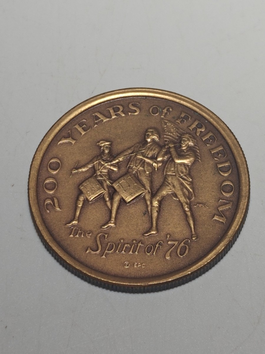 200 Years of Freedom 1776-1976 Spirit of Freedom Commemorative