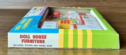 Vintage Puppenhaus Kunststoff Möbel Küche und Esszimmer S S Kresge Co 50er Jahre - Bild 3 von 9
