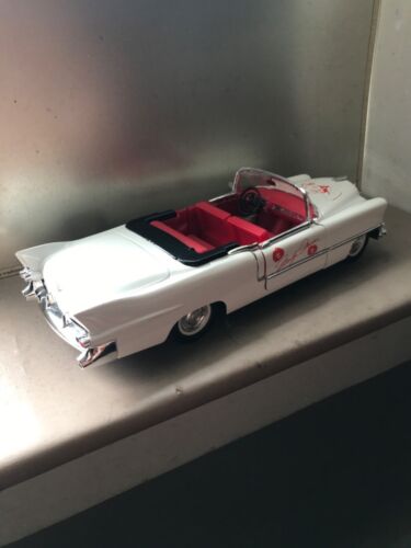 Solido 1/18 Marilyn Monroe 1955 Cadillac Eldorado & 1/43 1950 Buick , LOOK! - Picture 7 of 8
