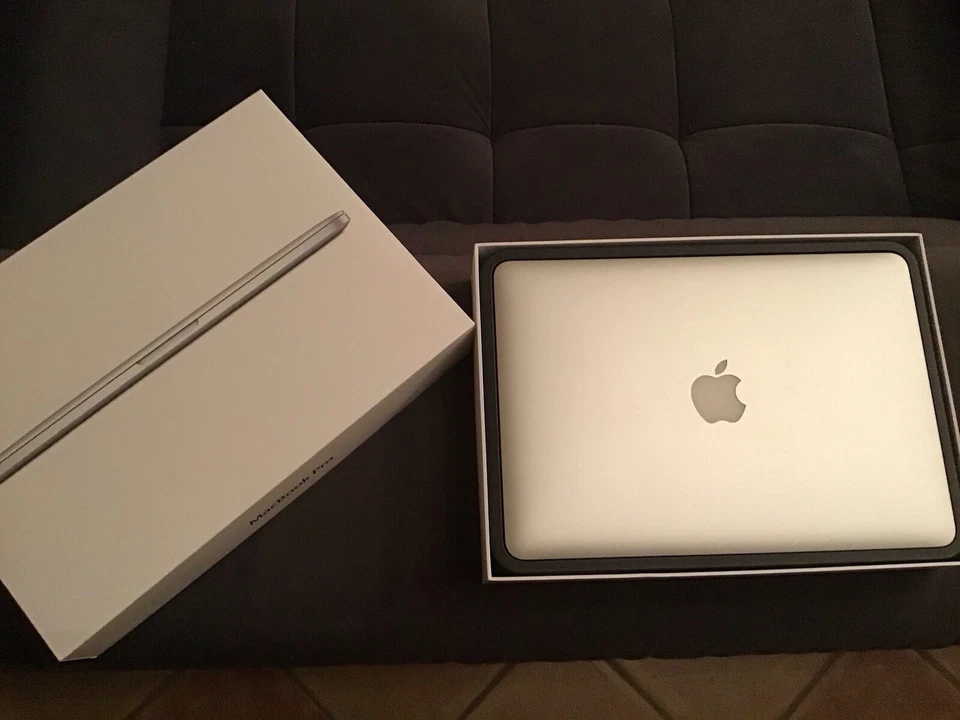 APPLE - MacBook Pro - 2015 - Retina - 2.7GHz i5 - 8GB - 1000GB SSD - Bild 3 von 4