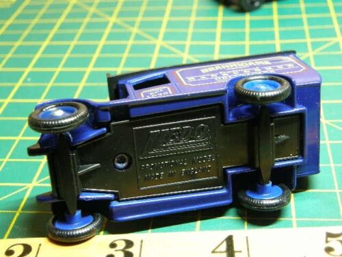 Vintage Lesney No.11 Packard Landaulet & 2 no. Lledo Promotional Models - Picture 17 of 17