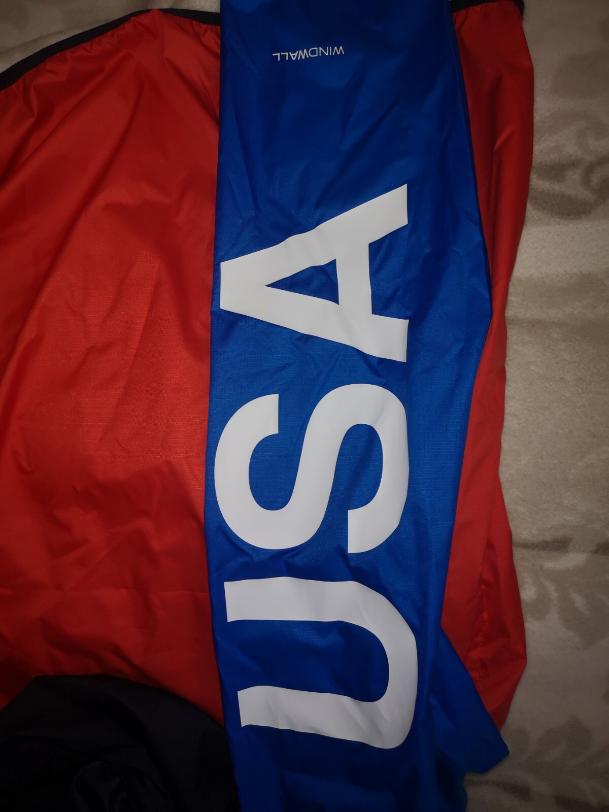 Foto 5 di 6
