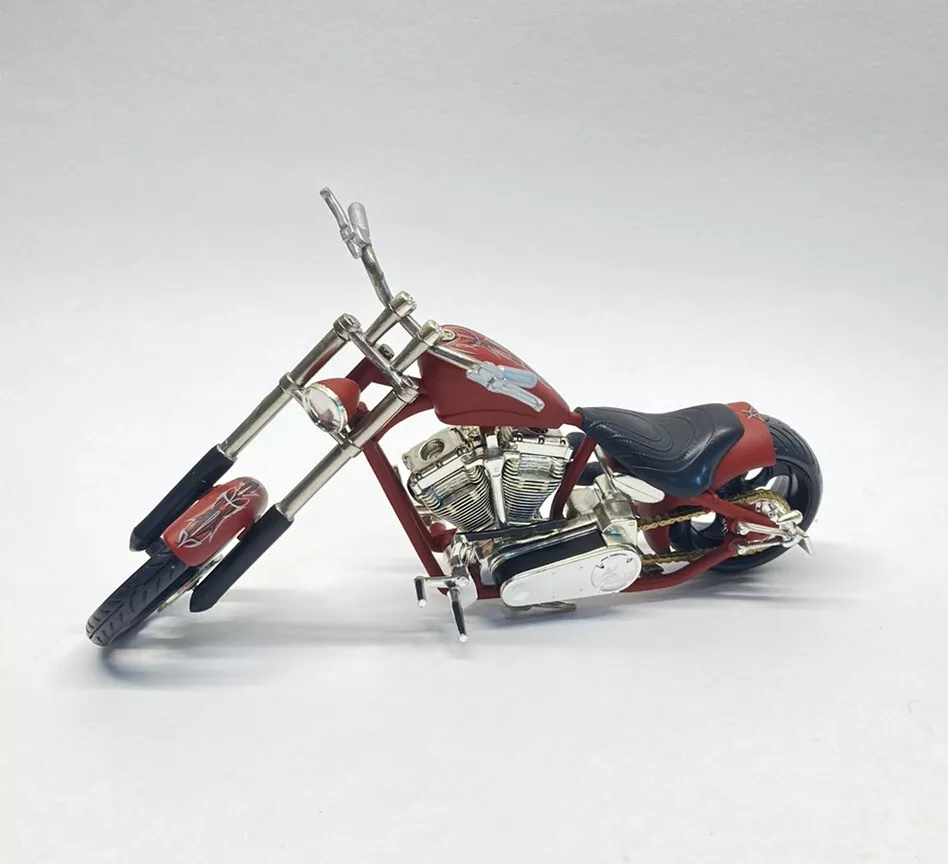 West Coast Choppers Jesse James El Diablo Rigid Red Motorcycle Diecast 1:18  Bike