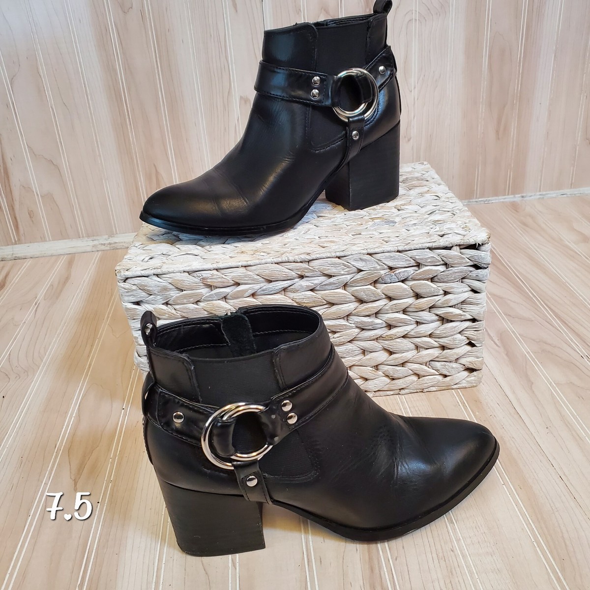 Ankle Boots Marc Fisher View Bootie Marc Fisher LTD Women's Yale - Main Image