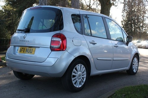 2011 Renault Modus GRAND DYNAMIQUE TCE HATCHBACK Petrol Manual - Picture 23 of 24