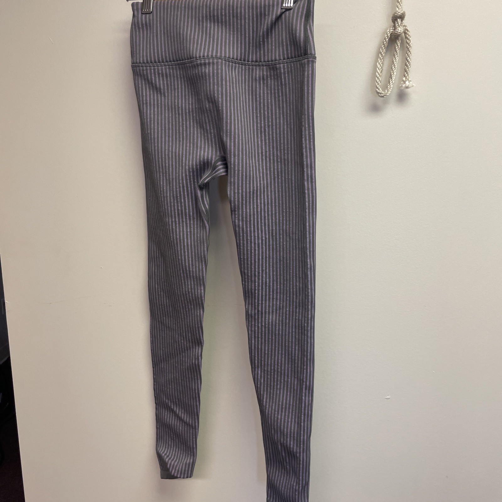 Fabletics Small Purple Yoga Leggings for Women Workout Athletic