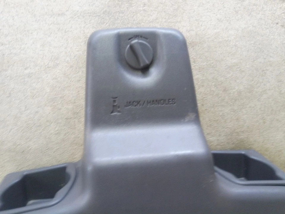 Jack Cover Cup Holder Fits 1989 1990 1991 1992 1993 1994 FORD RANGER o73-201887 - Image 4 of 4