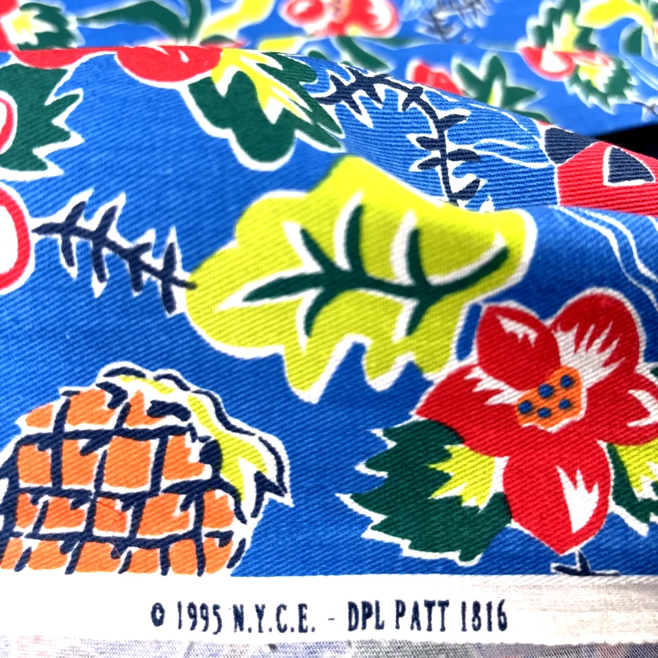 Lona Tropical Claro 60" Ancho Azul BG Flores Tropicales, Peces y Piña 1995 Foto 2 de 4