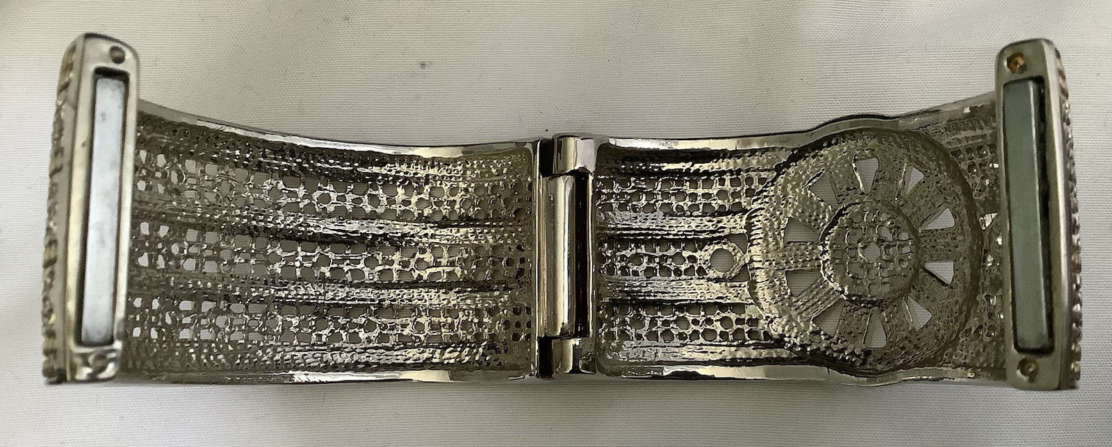 Silver Cuff Brackets With Spring Back Closure Mul… - image 6