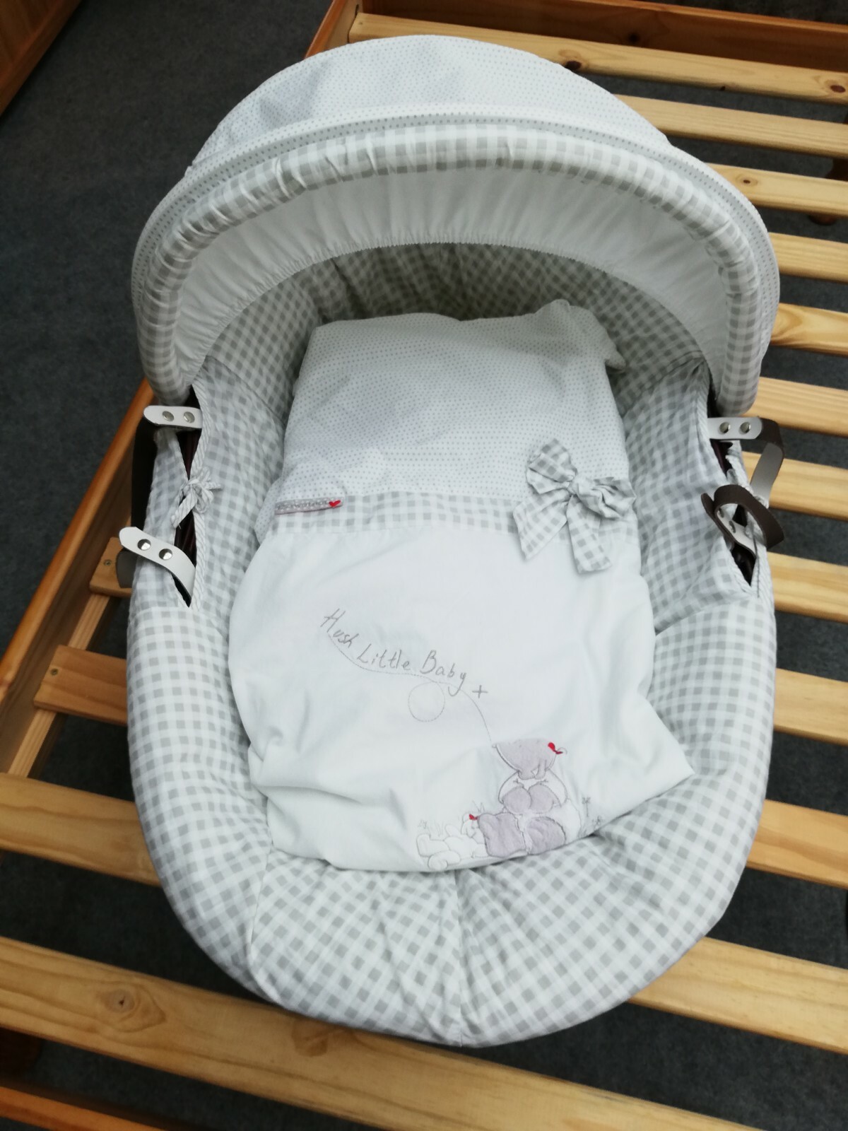 crushed velvet baby moses basket