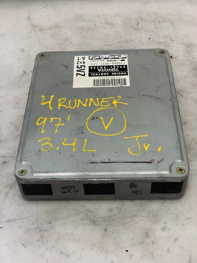 97 TOYOTA 4Runner 3.4L 4x2 A/T ECU ECM Engine Control Computer 