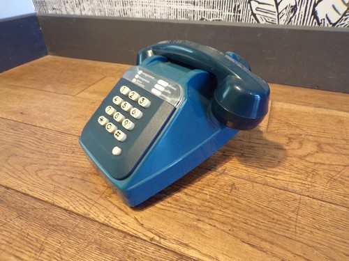VINTAGE TELEPHONE BLEU SOCOTEL A touches DESIGN 1970-70-80-S63 - Imagen 2 de 4