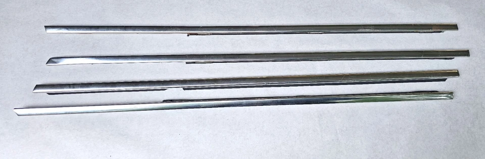 Borde de puerta delantera y trasera de acero inoxidable superior BMW nueva clase 1500-2000 tii Foto 2 de 4