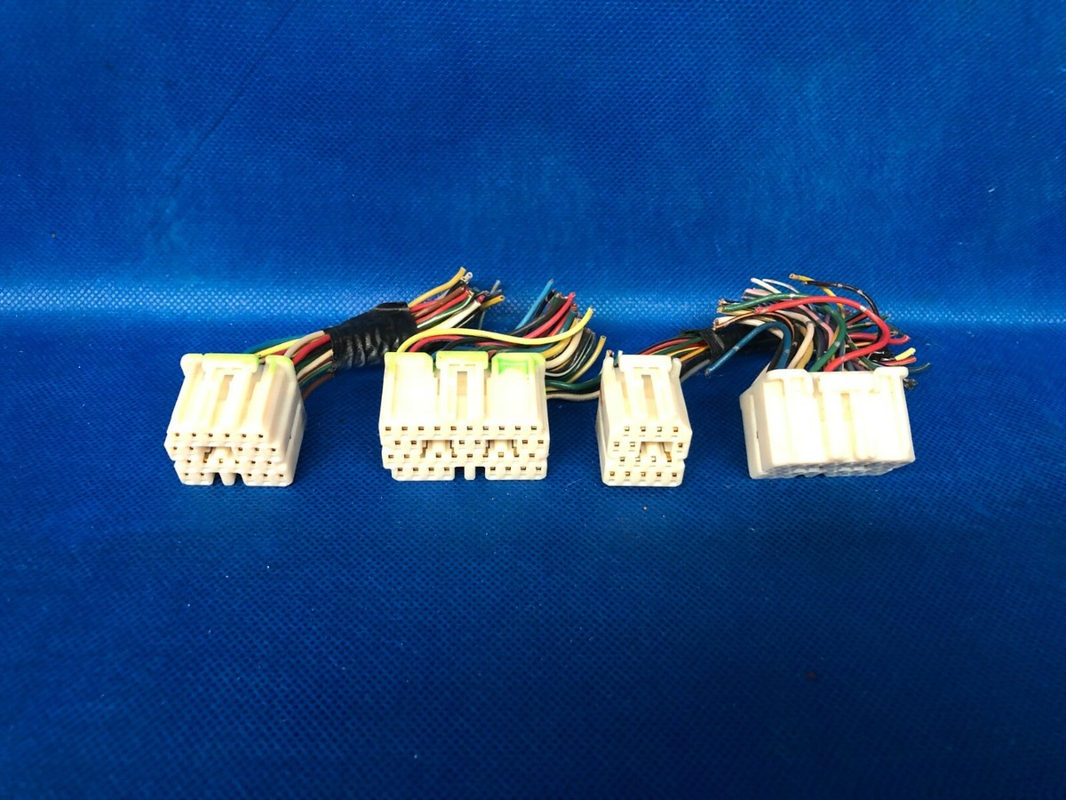 WIRING HARNESS PLUG CONNECTOR 96 97 LEXUS LS400 ECM ECU 1UZ