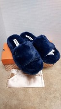 NEW Fabletics Slippers Women Sz 7 Faux Fur Royal Blue Fuzzy Soft Lounge Holiday
