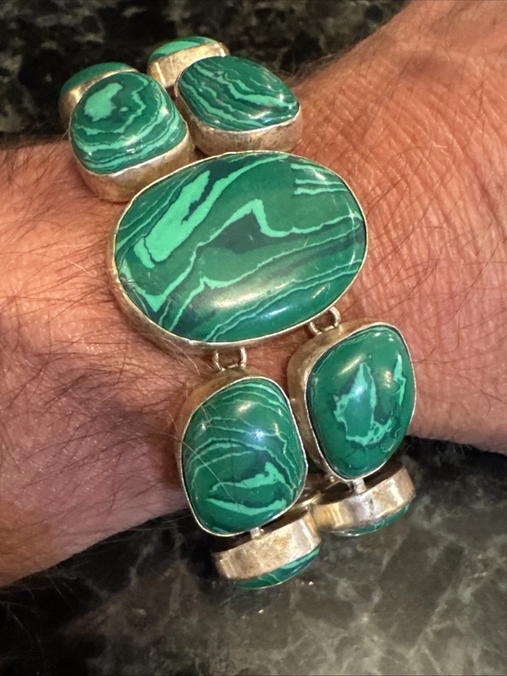 Vntg 925 Sterling Silver Toggle Bracelet 7”-8" Malachite Resin Southwest NICE - Image 4 of 4