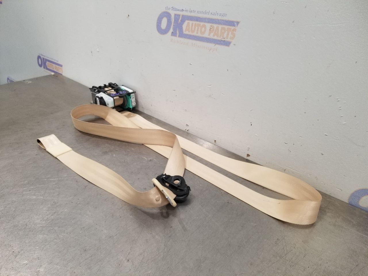 Bentley Continental GT Front Right Seat belt retractor Tan