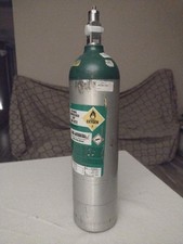 Medical Oxygen Tank - Size Md  with Valve 425 Liter Capacity Pre-owned