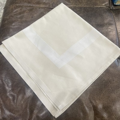 Fancy Frette Cloth Napkins Set of 4 Ivory and White 100% Cotton 23 x 23 New