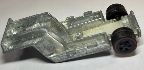 Hot wheels 1969 Redline Van Lines, Trailer Frame, No Top