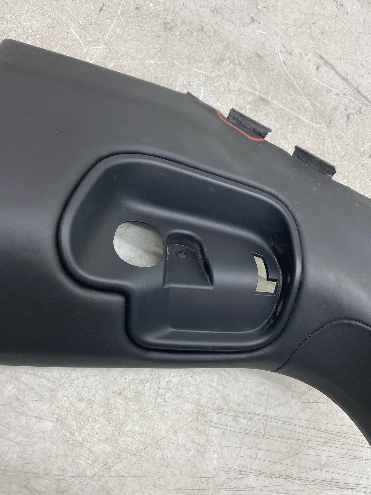 2015-2020 BENTLEY BENTAYGA FRONT RIGHT LEFT LOWER A-PILLAR KICK PANEL TRIM SET 2